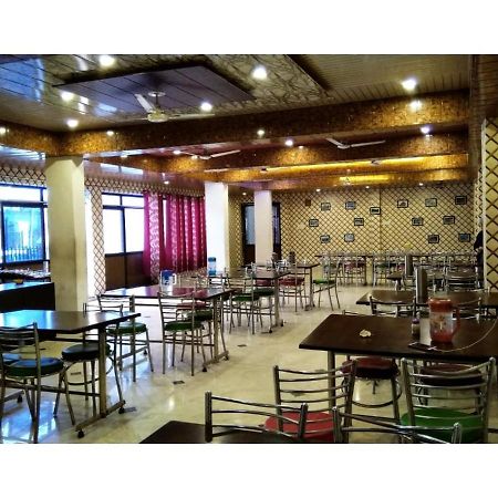 Hotel Dalhousie Grand Banikhet Luaran gambar