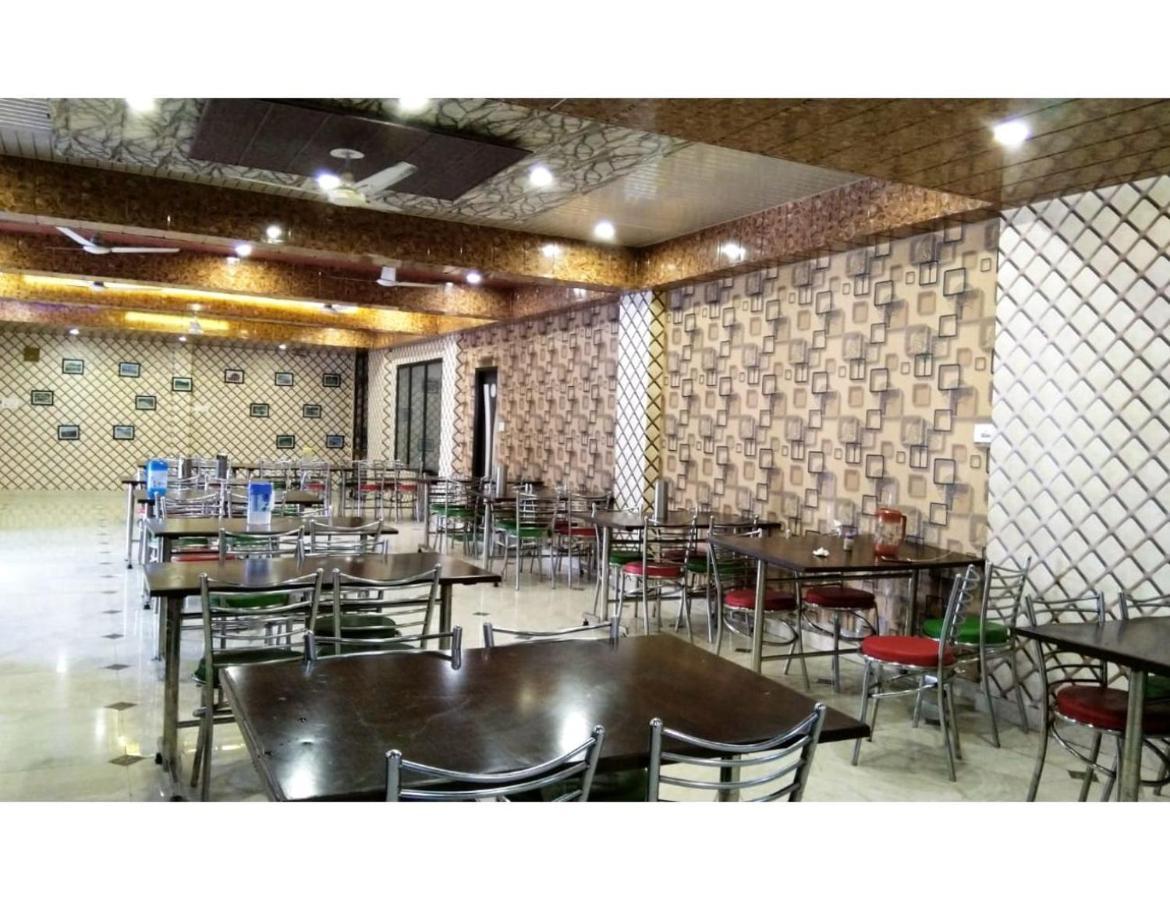 Hotel Dalhousie Grand Banikhet Luaran gambar