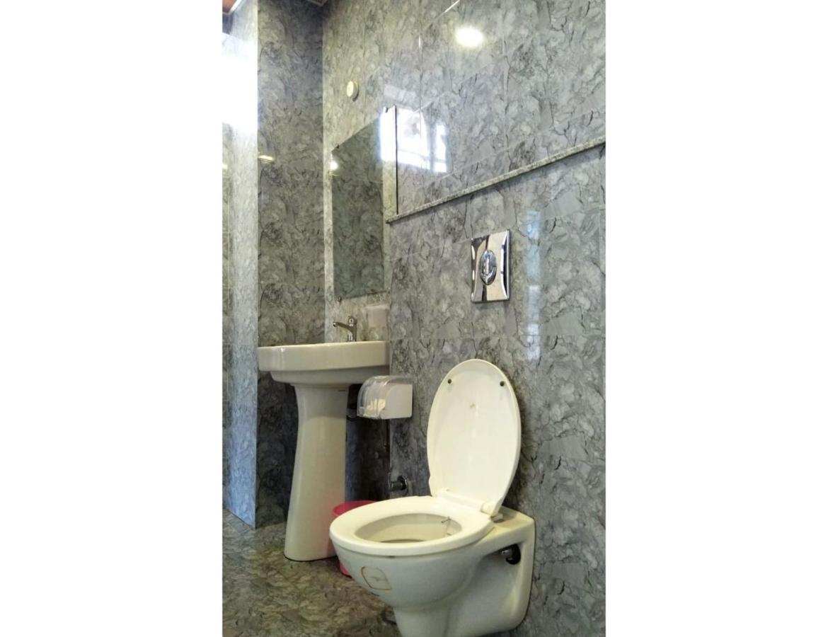 Hotel Dalhousie Grand Banikhet Luaran gambar
